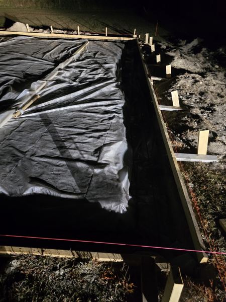 Formed slab with vapor barrier prepped for an early pour